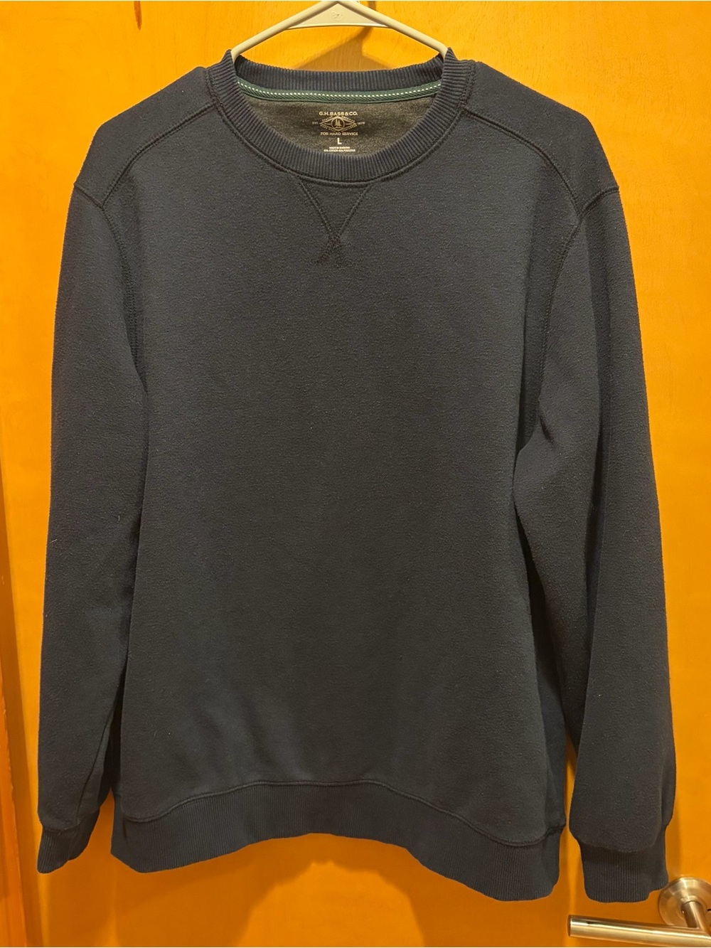 G.H. Bass & Co. Men's Navy Crewneck Sweatshirt blue size L